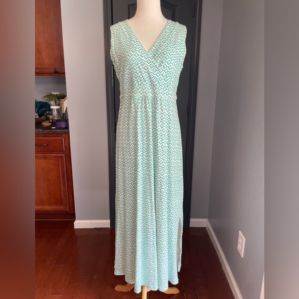 Land’s End Sleeveless Green & White Patterned Maxi Dress with Side Splits